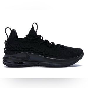 Nike LeBron 15 Low - Blackout